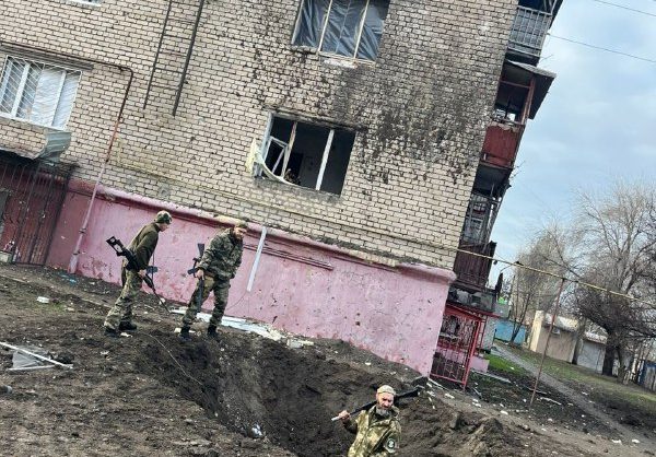 Ставропольские казаки показали последствия обстрелов ВСУ в Запорожской области