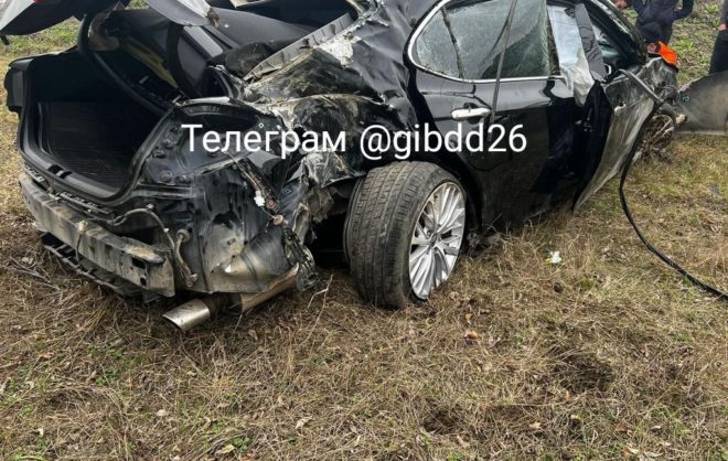 Водитель и пассажир получили переломы при ДТП в Минераловодском округе