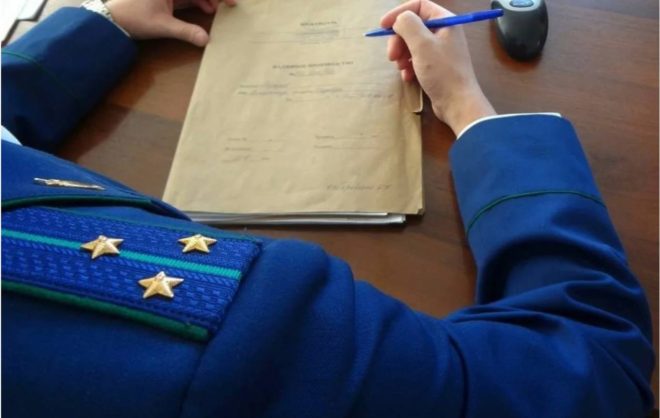 Директор и худрук культурного центра Ипатовского округа ответят за хищение денег