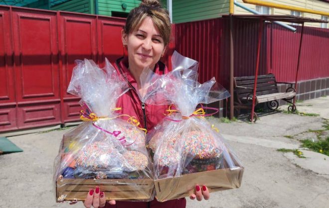 Семьям участников СВО подарили более 200 куличей в Предгорном округе