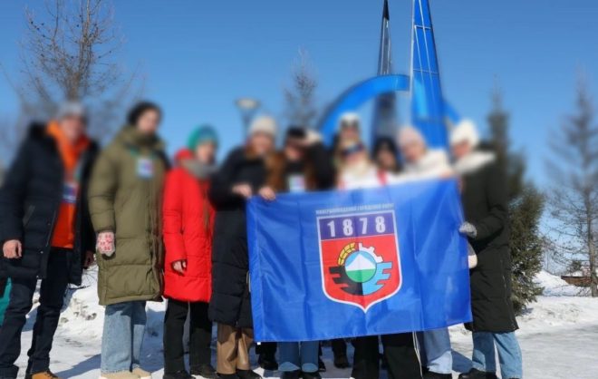 Знамя Минераловодского округа развернули за Полярным кругом
