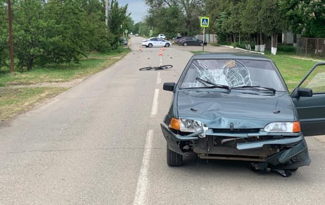 Школьника на велосипеде сбил водитель ВАЗа в Апасенковском округе