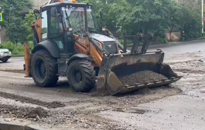 В Ставрополе около 50 единиц техники ликвидируют последствия ливня