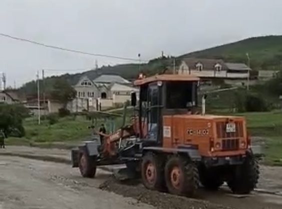 Последствия ливней в Кисловодске ликвидируют 15 спецмашин