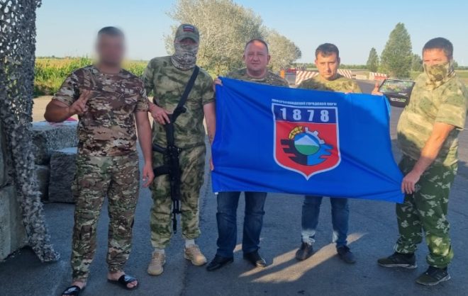 Глава Минераловодского округа побывал в зоне СВО и передал землякам прицелы