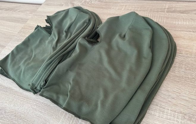В Предгорном округе волонтёры для военных сшили больше 200 балаклав