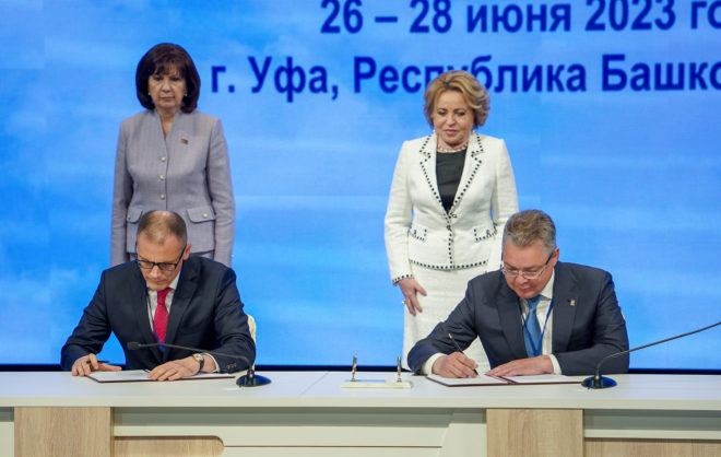 Губернатор Ставрополья подписал план сотрудничества с Белоруссией до 2025 года