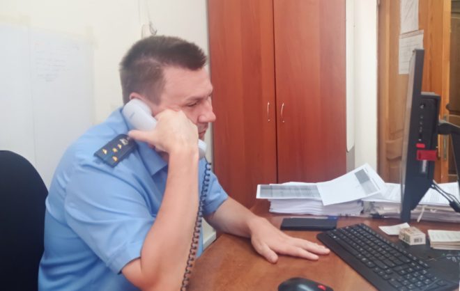 Приставы помогли инвалиду в Кисловодске установить в доме подъёмник