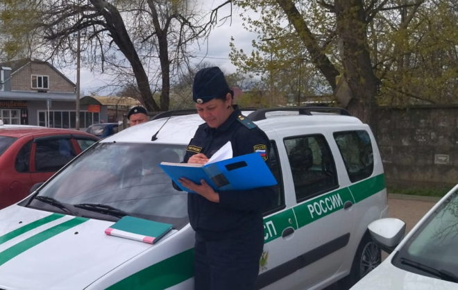 В Невинномысске самострой снесли под контролем судебных приставов