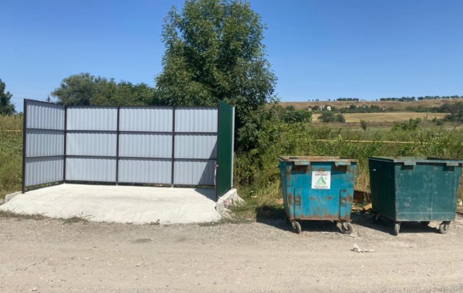 В Предгорном округе установили 32 новых контейнерных площадки для мусора