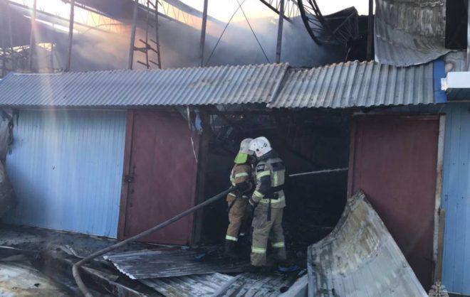 Пожар в гостинице в Петровском округе локализовали
