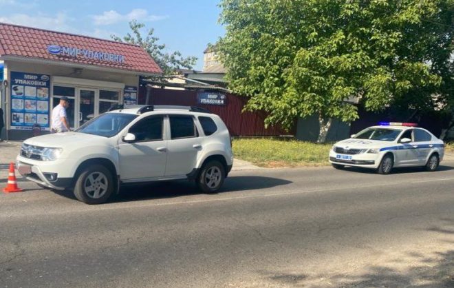 Водитель иномарки сбила перебегающего дорогу школьника в Минеральных Водах