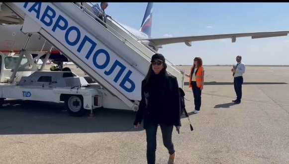Певица Зара прилетела в Ставрополь на патриотический фестиваль «Родники»