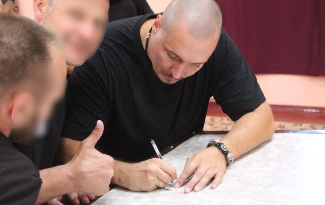 Рэпер Рома Жиган дал концерт в колонии строгого режима Георгиевского округа