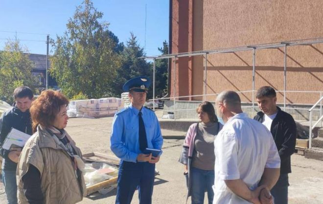 Прокуратура проверила ход работ капремонта амбулатории в Минераловодском округе