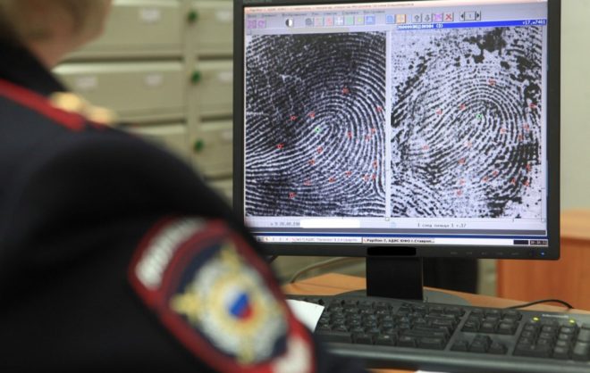 Мужчина пытался вывезти из магазина в Невинномысске пылесосы и систему акустики