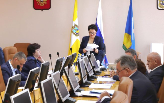 Главой Благодарненского округа переизбрали Александра Тенькова