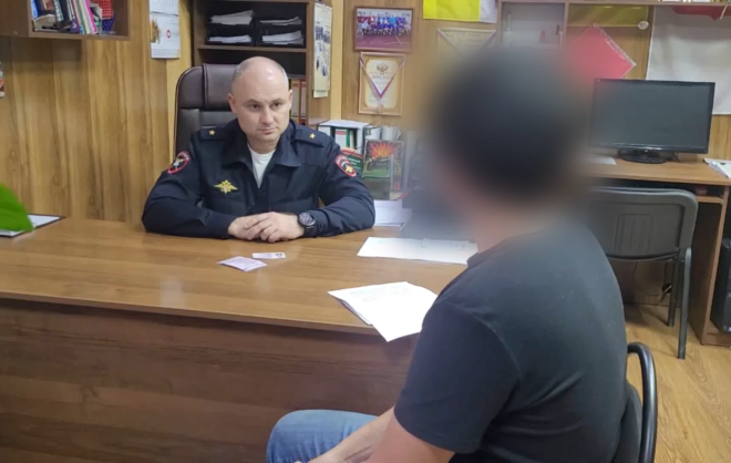 Проехавшего по тротуару автохама оштрафовали в Будённовске
