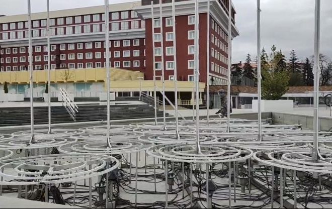 Новые новогодние украшения для города не станут приобретать в Ставрополе