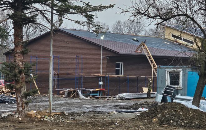 Глава Невинномысска проинспектировал две стройки в городе
