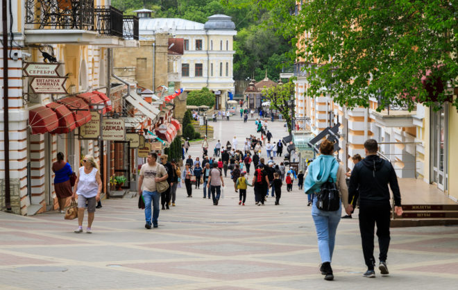 Зарплата жителей Кисловодска за год в среднем выросла на 17%
