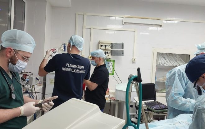 Медики из Санкт-Петербурга помогли ребёнку в детской больнице в Ставрополе