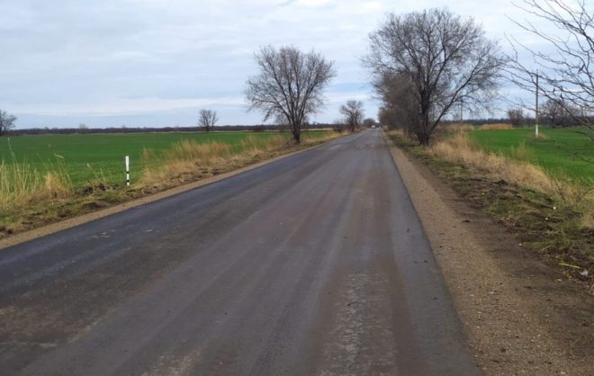 Ремонт дороги между посёлками  провели в Новоалександровском округе