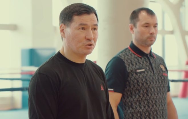 Глава Калмыкии провёл тренировку по кикбоксингу на спортивной базе в Кисловодске