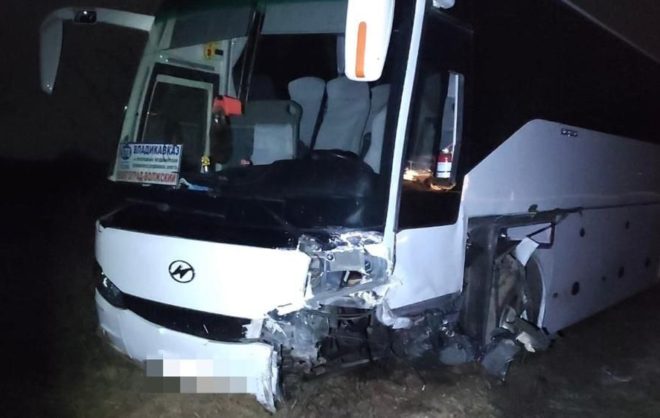Начинающий водитель спровоцировал ДТП с автобусом на Ставрополье