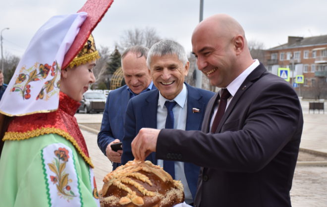 Социально-культурный центр открыли после ремонта в Апанасенковском округе