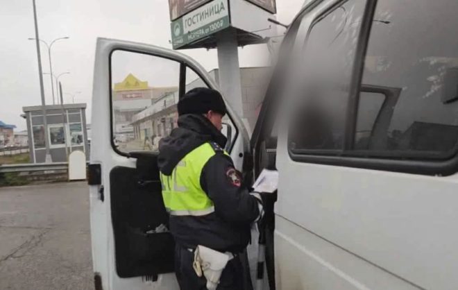 На Кавминводах ГИБДД проверяет пассажирский и грузовой транспорт