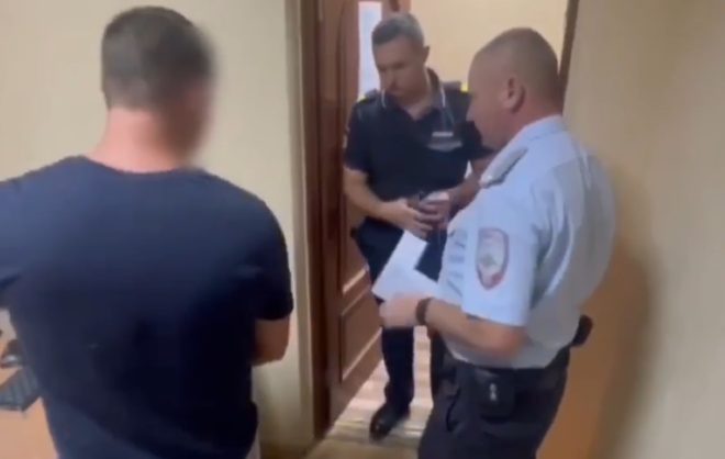 Экс-полицейского осудили на 11 лет за сбыт наркотиков на Ставрополье