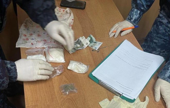Жители Дагестана пытались провести из Минвод в Хасавюрт более 205 гр наркотиков