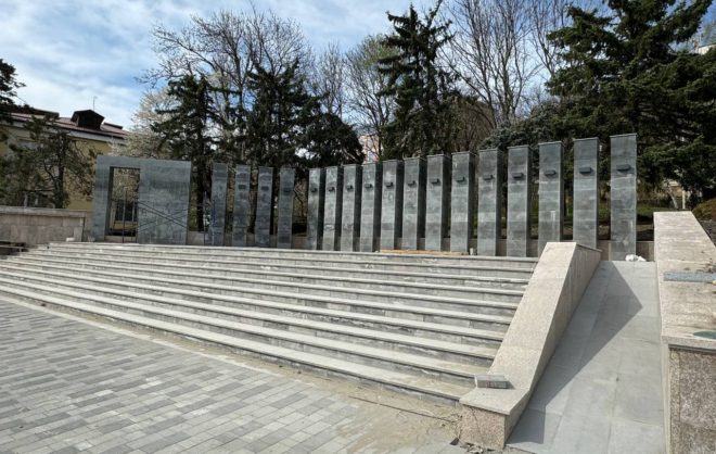 Ремонт площади Ленина завершают в Железноводске