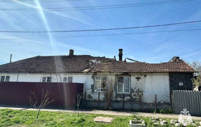 Из ночного пожара спасли двух женщин в Железноводске