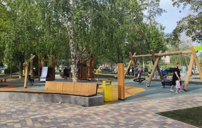 Пешеходную зону благоустроили по нацпроекту в городе Изобильненского округа