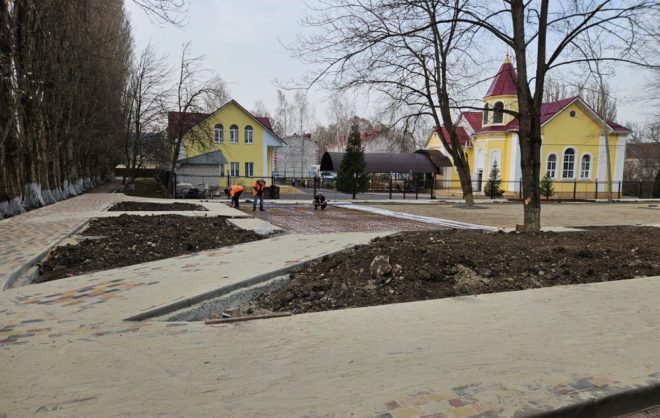 Пешеходную зону возле реки отремонтируют в городе Михайловске