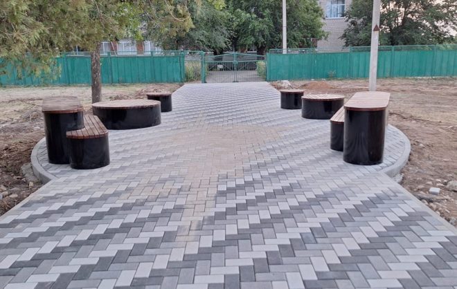 Первый этап благоустройства парка завершили в Апанасенковском округе