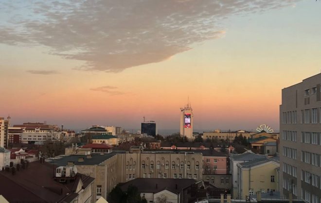 В Ставрополе демонтируют уродливые рекламные вывески