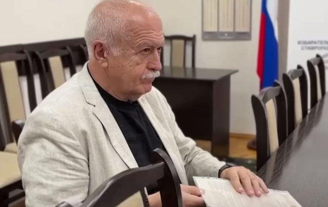 Борис Оболенец подал в избирком документы о выдвижении на выборы на Ставрополье