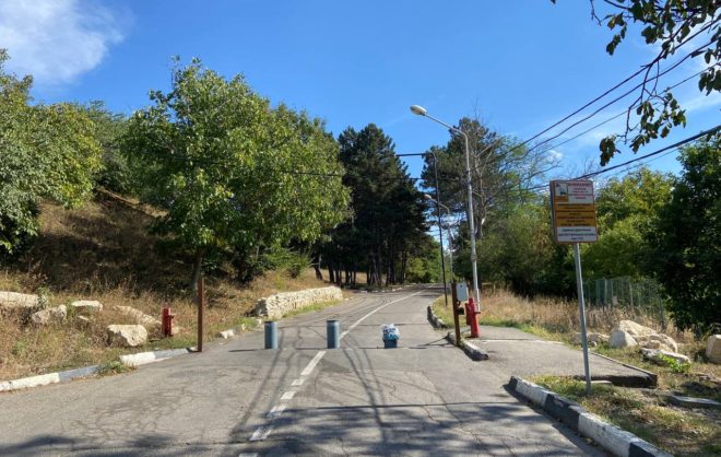 Трава загорелась на горе Машук в Пятигорске 22 августа