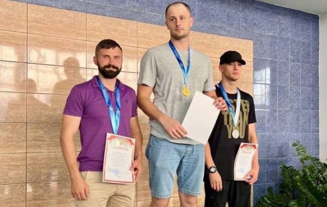 Спортсмены МЧС Ставрополья завоевали «золото» на соревнованиях по плаванию