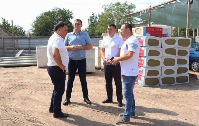 В Новоселицком округе продолжают строительство дома для детей-сирот