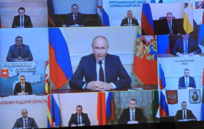 Губернатор Ставрополья принял участие в видеоконференции с президентом РФ