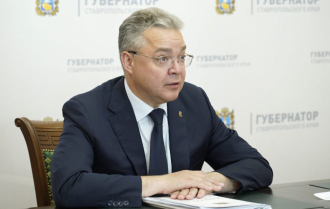 Губернатор Ставрополья поручил увеличить число специалистов органов опеки в крае