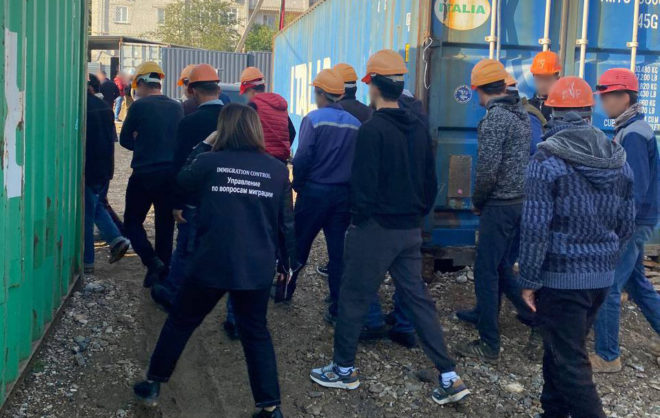 За неделю на Ставрополье полицейские вывили около 670 нарушений в сфере миграции