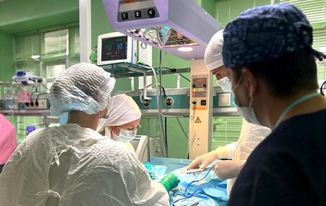 Сложную операцию новорождённому провели врачи в Ставрополе