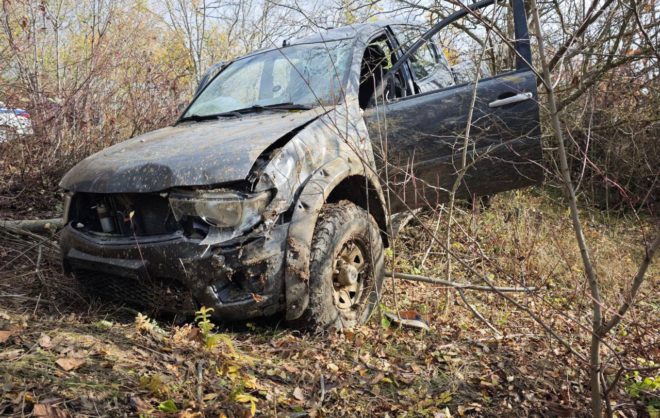 Водитель пикапа погиб после опрокидывания автомобиля в Железноводске