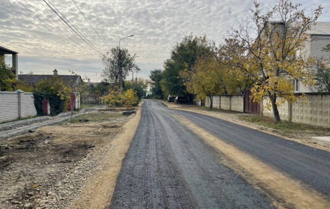 Ремонт улицы Подгорного продолжают в Невинномысске