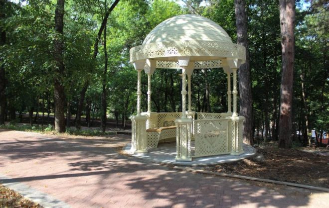 Четыре новые туристические аллеи создадут в парке Кисловодска